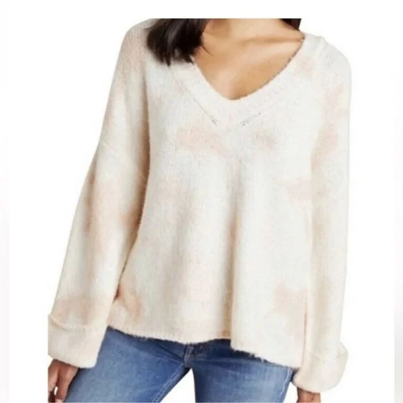 Anthropologie Women’s Cream/Peach Oversized Bell Sleeve Knit V Neck Sweater XL - Picture 1 of 8